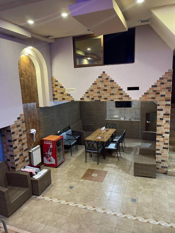 Joy Hotel Apartament Yerevan Exterior photo