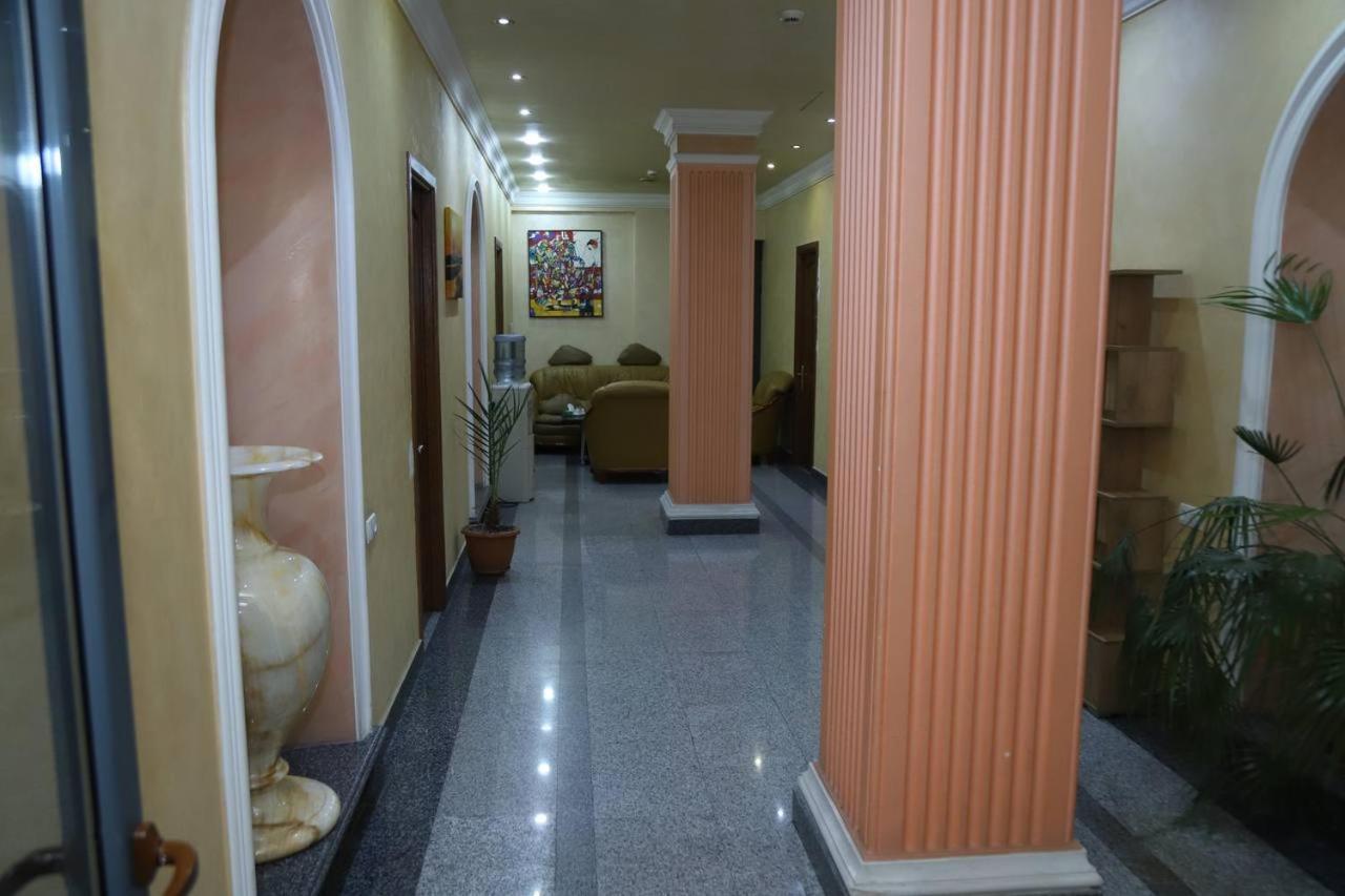 Joy Hotel Apartament Yerevan Exterior photo